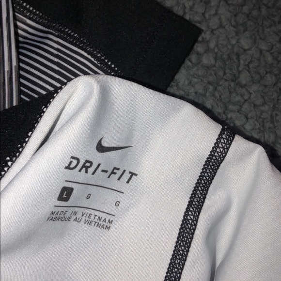 Nike pro leggings🤩🤩 - Picture 2 of 2